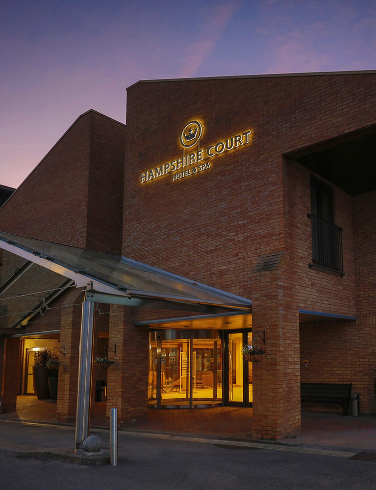 book-direct-save-basingstoke-hotel-offers-hampshire-court-hotel