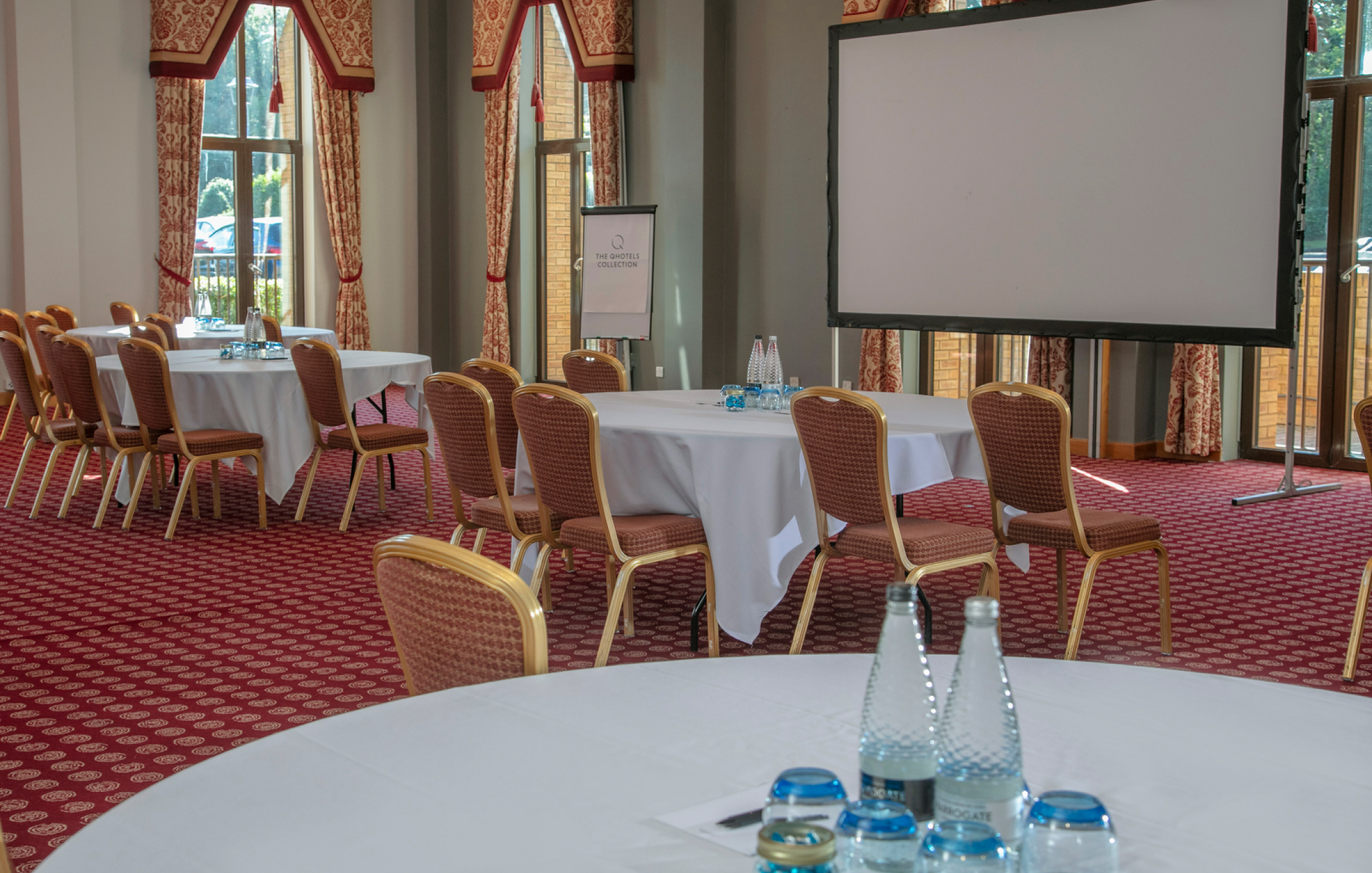 Gallery Highclere Suite Cabaret 1