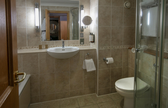 Carousel Desktop Junior Suite 6 1