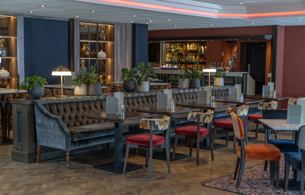 Carousel Desktop Dining