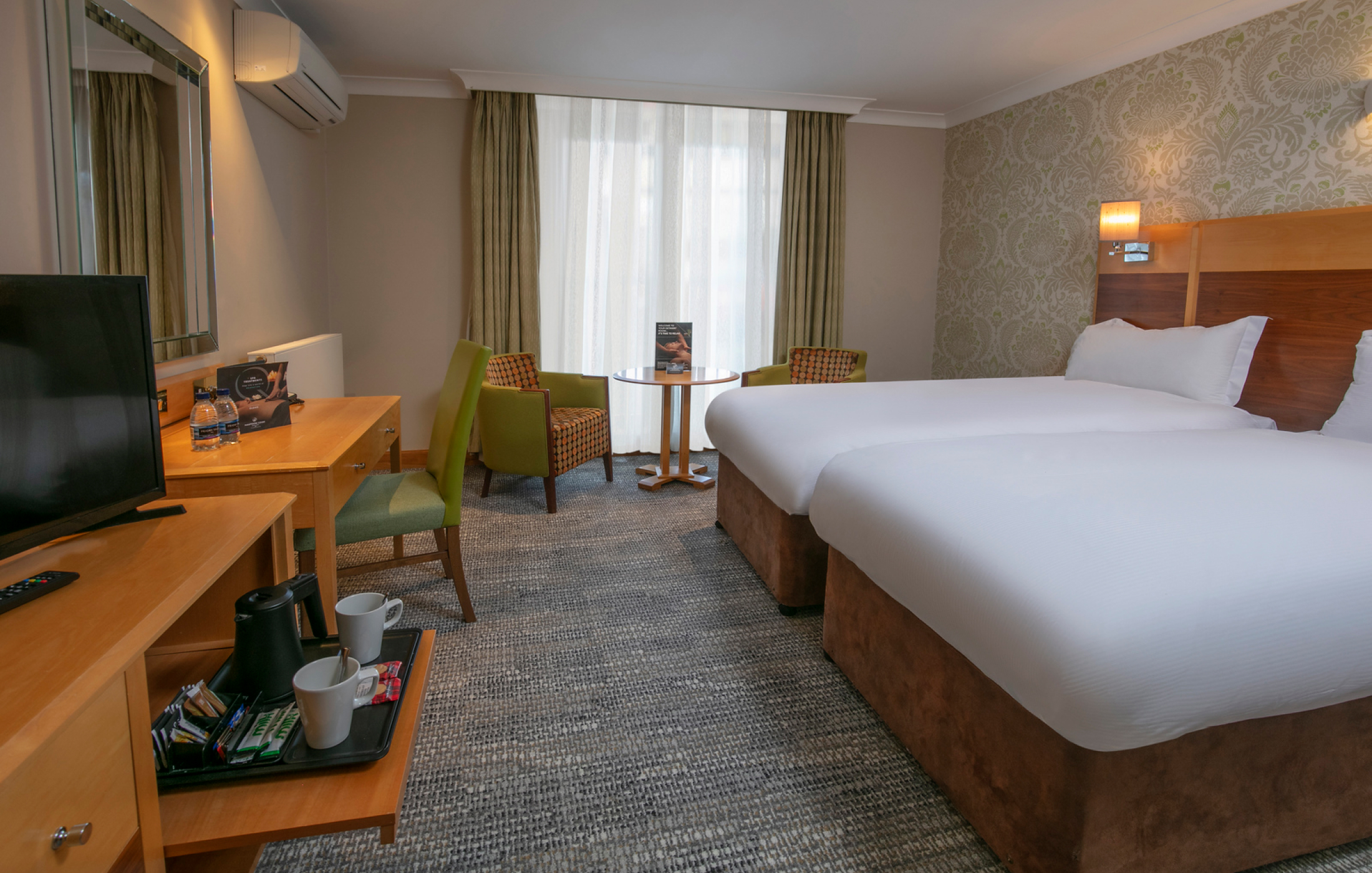 Gallery Deluxe Twin 1