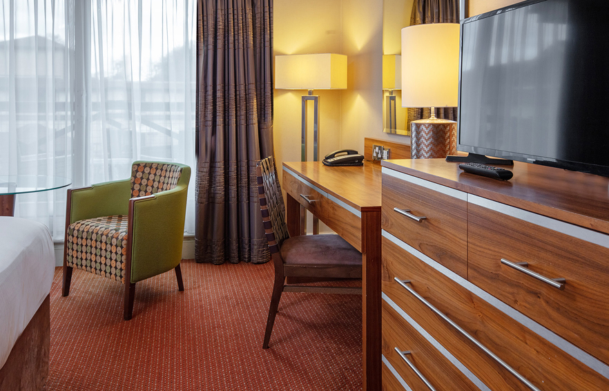 Carousel Desktop Deluxe Double 2