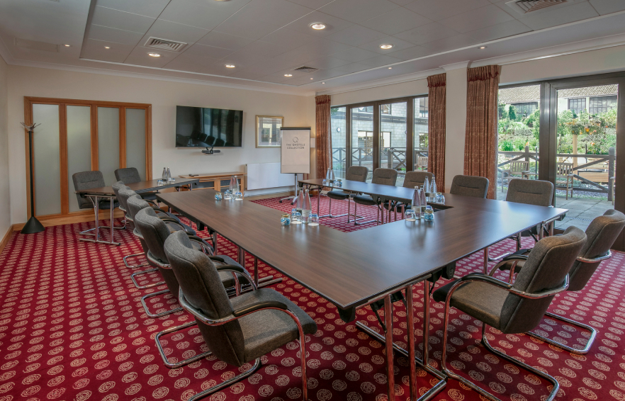 Carousel Desktop Hampshire Lounge 1