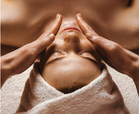 Oultonhall Mainspatreatments Servicecarousel Desktop Facials