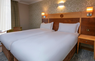 Carousel Desktop Deluxe Twin 3