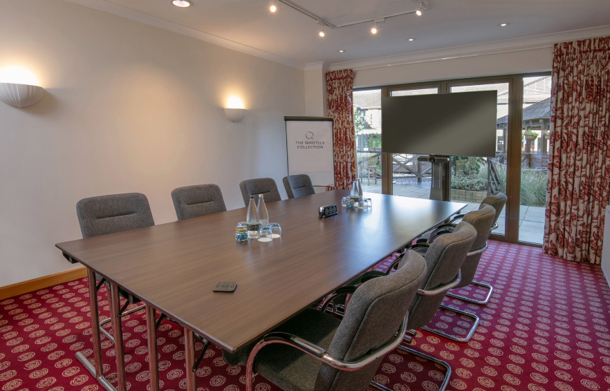 Carousel Desktop Cromwell 1